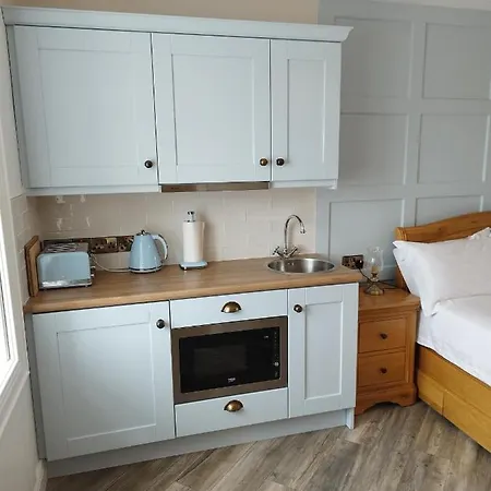 Biddy Bans Luxury Self-Catering Apartments Guest house