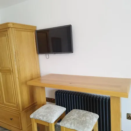 Biddy Bans Luxury Self-Catering Apartments Guest house 3*